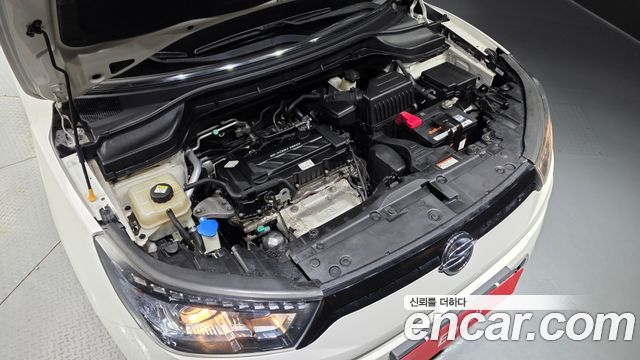 KG Mobility (SsangYong) Tivoli LX 2WD DLX 2016 — фото 6