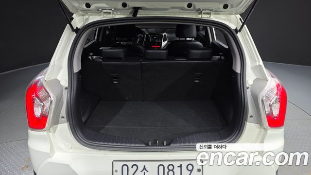 KG Mobility (SsangYong) Tivoli LX 2WD DLX 2016 — фото 20