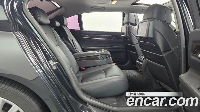 BMW 7 Series (F01) 740Li 2012 — фото 11