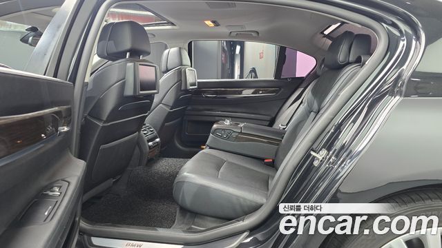 BMW 7 Series (F01) 740Li 2012 — фото 12