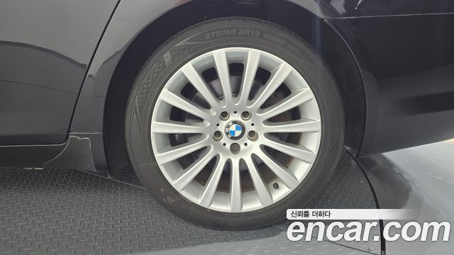 BMW 7 Series (F01) 740Li 2012 — фото 21
