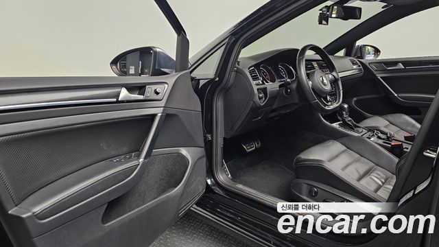 Volkswagen Golf (VII) 2.0 R 2016 — фото 10