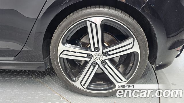 Volkswagen Golf (VII) 2.0 R 2016 — фото 21