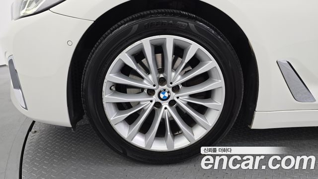 BMW 5 Series (G30) 520i Luxury 2021 — фото 5