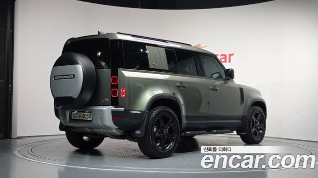 Land Rover Defender (L663) 110 D240 SE 2020 — фото 2