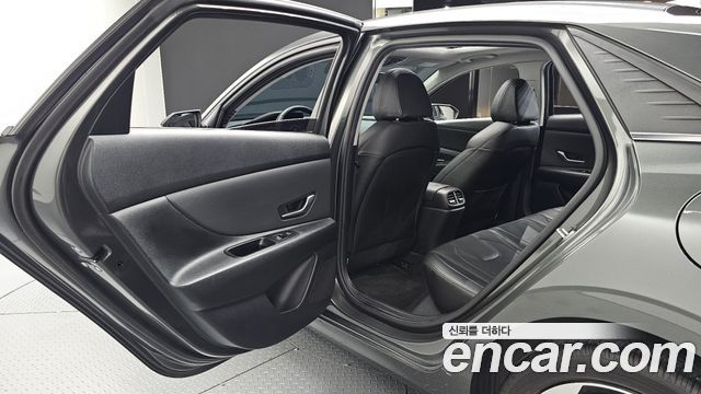 Hyundai Avante (CN7) 1.6 Inspiration 2021 — фото 12