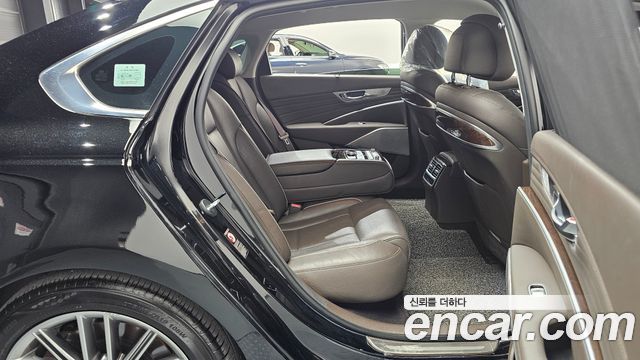 Kia K9 3.8 GDI AWD PlatinumⅡ 2020 — фото 11