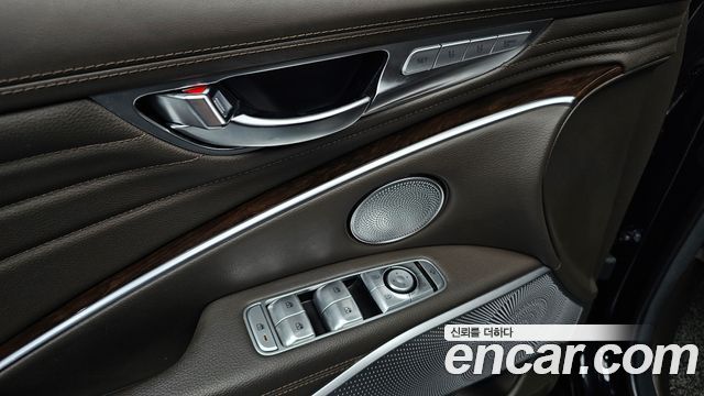 Kia K9 3.8 GDI AWD PlatinumⅡ 2020 — фото 27