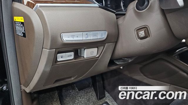 Kia K9 3.8 GDI AWD PlatinumⅡ 2020 — фото 41