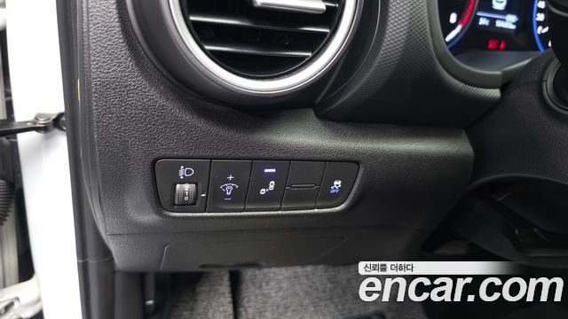 Hyundai Kona 1.6 Turbo 2WD Modern pop 2019 — фото 27