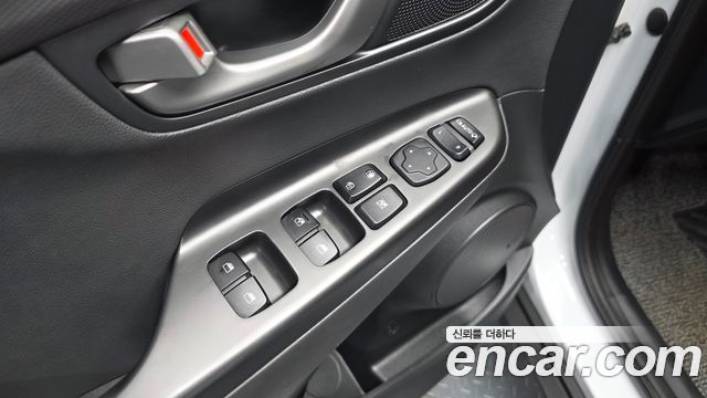 Hyundai Kona 1.6 Turbo 2WD Modern pop 2019 — фото 29