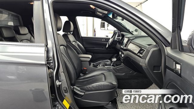 KG Mobility (SsangYong) Rexton Sports Khan Diesel 2.2 4WD Prestige (5-Link) 2020 — фото 11