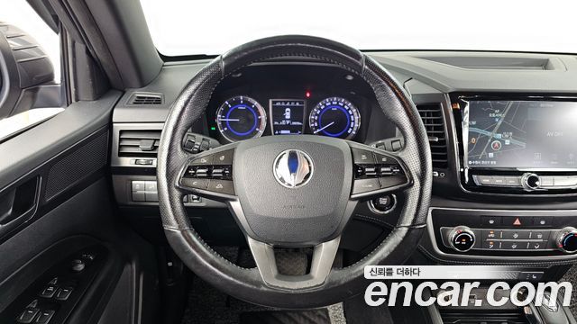 KG Mobility (SsangYong) Rexton Sports Khan Diesel 2.2 4WD Prestige (5-Link) 2020 — фото 13