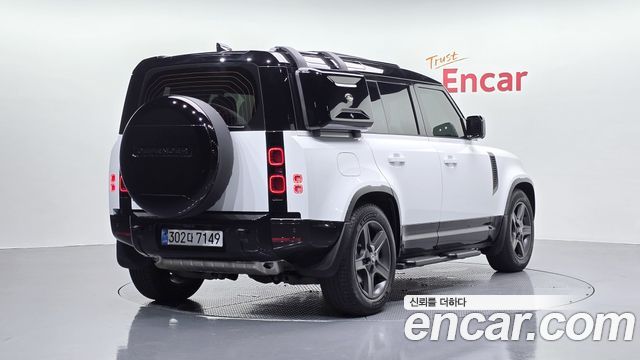 Land Rover Defender (L663) 110 P300 X-Dynamic SE 2025 — фото 2