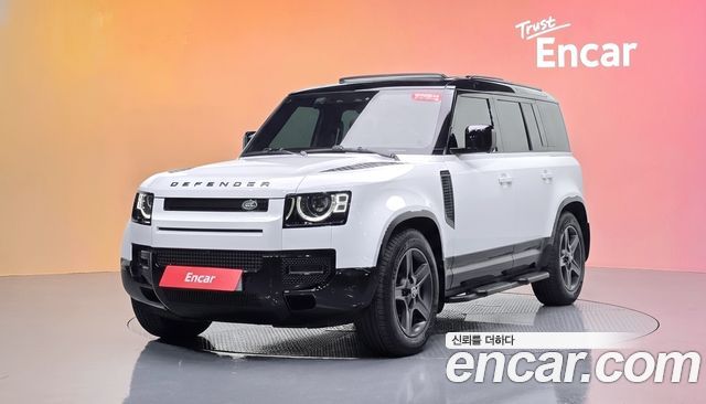 Land Rover Defender (L663) 110 P300 X-Dynamic SE 2025 — фото 1
