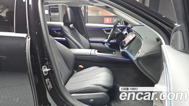 Mercedes-Benz E-Class (W214) E200 Avantgarde 2025 — фото 12