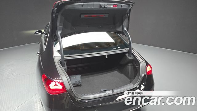 Mercedes-Benz E-Class (W214) E200 Avantgarde 2025 — фото 35