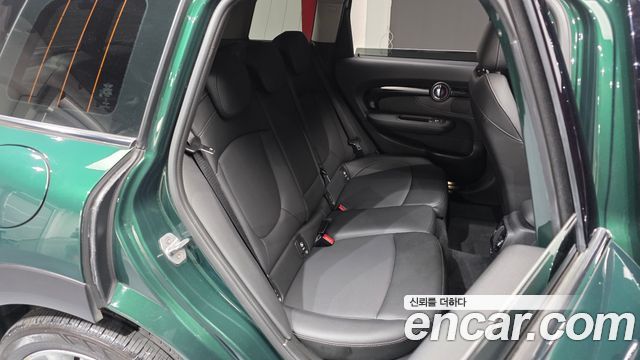 MINI Cooper D Clubman High 2nd 2019 — фото 15