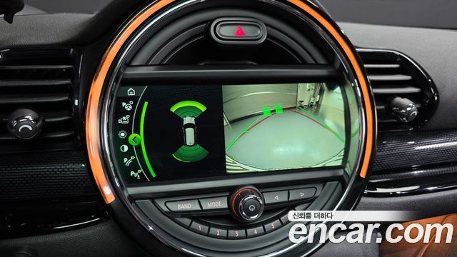 MINI Cooper D Clubman High 2nd 2019 — фото 18