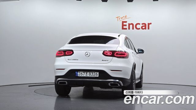 Mercedes-Benz GLC-Class (X253) GLC220 d 4MATIC Coupe 2023 — фото 4