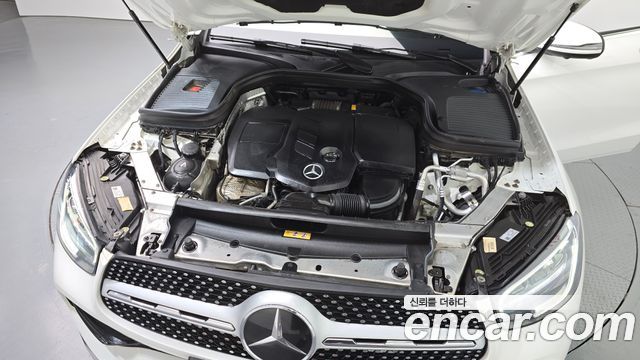 Mercedes-Benz GLC-Class (X253) GLC220 d 4MATIC Coupe 2023 — фото 6