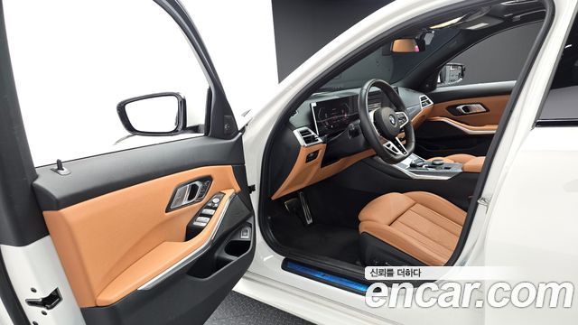 BMW 3 Series (G20) 320i M Sport 2025 — фото 10
