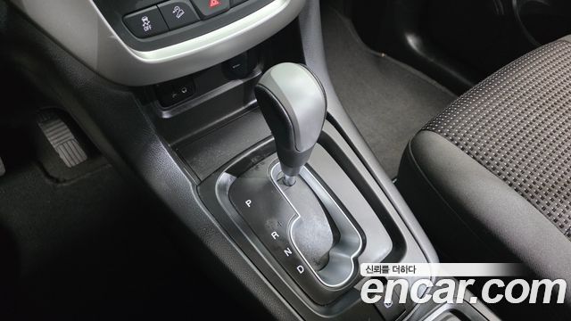 Chevrolet Captiva 2WD LS Deluxe pack 2018 — фото 9