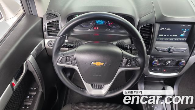 Chevrolet Captiva 2WD LS Deluxe pack 2018 — фото 14