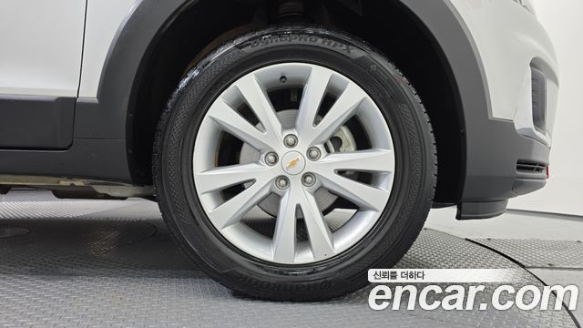 Chevrolet Captiva 2WD LS Deluxe pack 2018 — фото 21