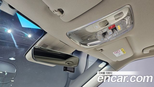 Genesis GV60 Standard 2023 — фото 24