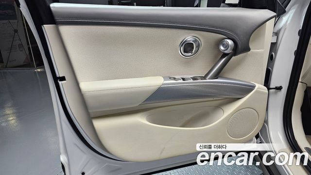 Genesis GV60 Standard 2023 — фото 30