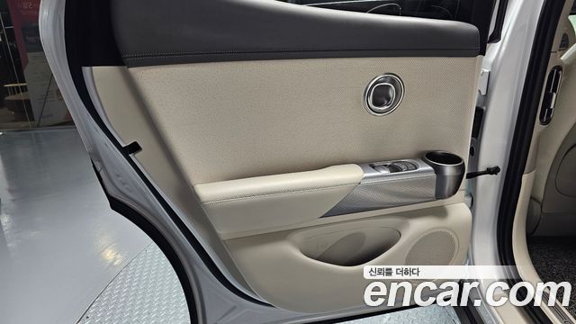 Genesis GV60 Standard 2023 — фото 31