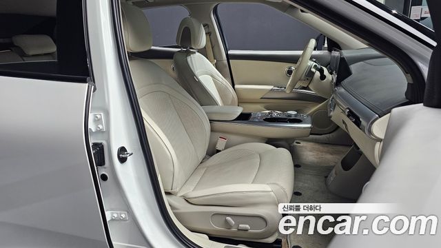 Genesis GV60 Standard 2023 — фото 32