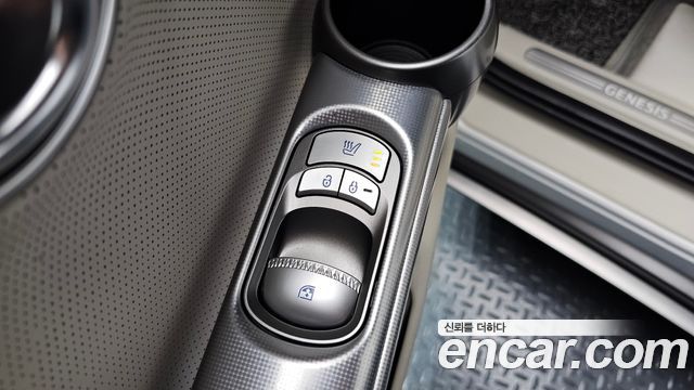 Genesis GV60 Standard 2023 — фото 35