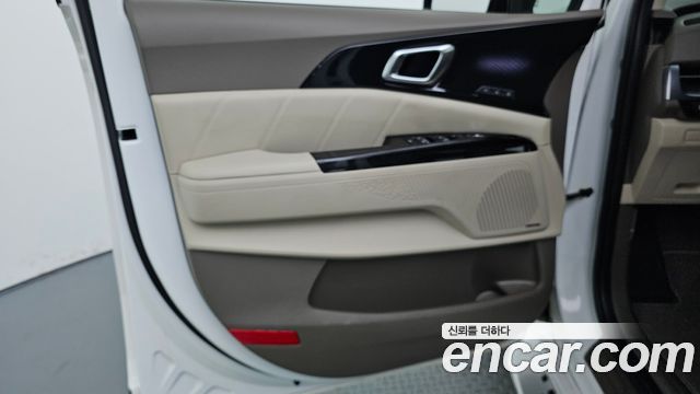 Kia Carnival (IV) Diesel 9-Seater Hi-Limousine Signature 2022 — фото 24