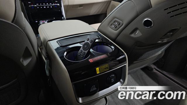 Kia Carnival (IV) Diesel 9-Seater Hi-Limousine Signature 2022 — фото 31