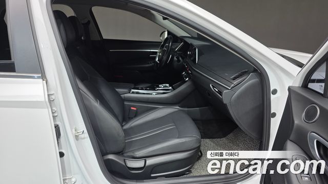 Hyundai Sonata (DN8) 2.0 LPG(rental car) Smart 2020 — фото 10