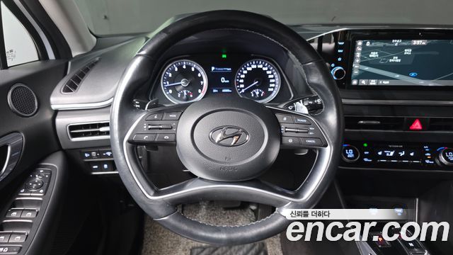 Hyundai Sonata (DN8) 2.0 LPG(rental car) Smart 2020 — фото 14