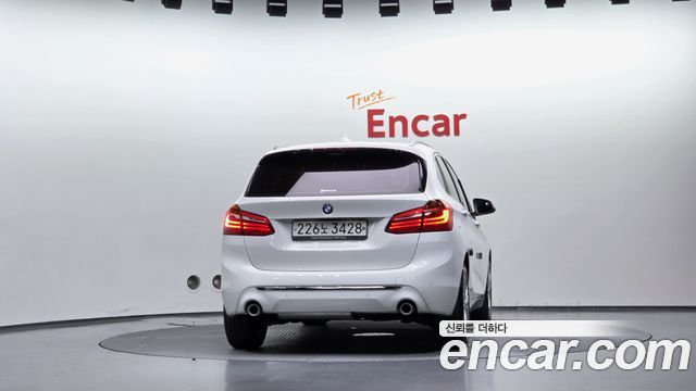 BMW 2 Series Active Tourer (F45) Sport 2020 — фото 4