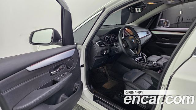 BMW 2 Series Active Tourer (F45) Sport 2020 — фото 10