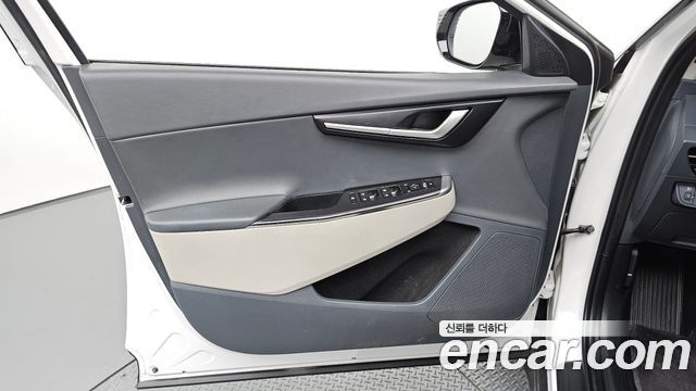 Kia EV6 Long Range Air 2022 — фото 24
