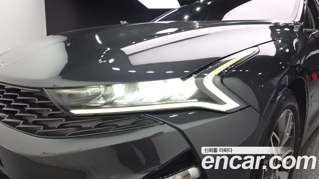 Kia K5 (III) 2.0 Prestige 2020 — фото 22