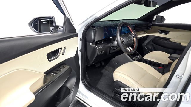 Hyundai Kona Electric (SX2) Long Range Premium 2023 — фото 10