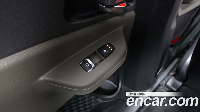 Kia Carnival (IV) HEV 9seater Nobless 2025 — фото 18