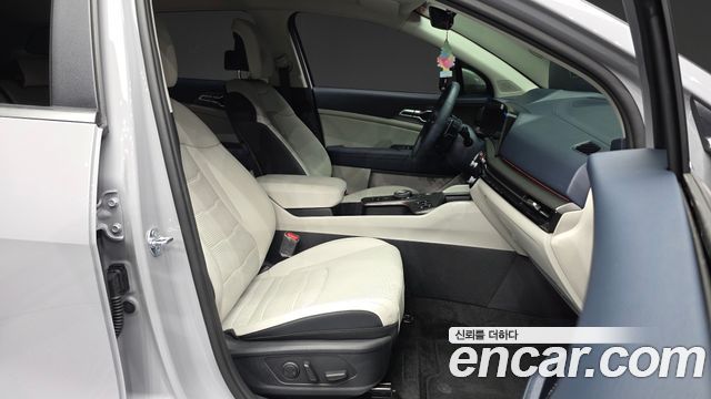 Kia Sportage (V) Gasoline 1.6 Turbo 2WD Signature 2026 — фото 11