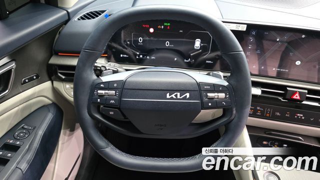Kia Sportage (V) Gasoline 1.6 Turbo 2WD Signature 2026 — фото 13