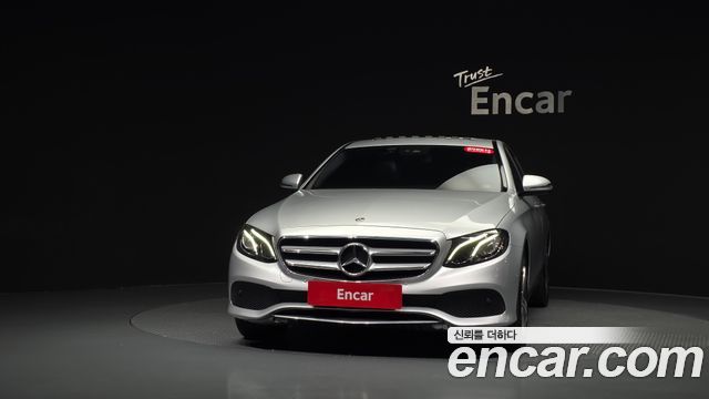 Mercedes-Benz E-Class (W213) E300 Avantgarde 2019 — фото 3