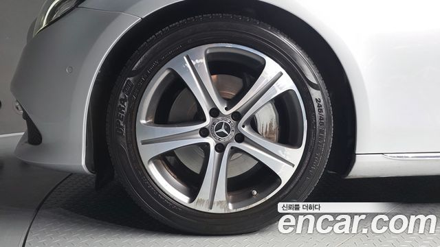 Mercedes-Benz E-Class (W213) E300 Avantgarde 2019 — фото 5