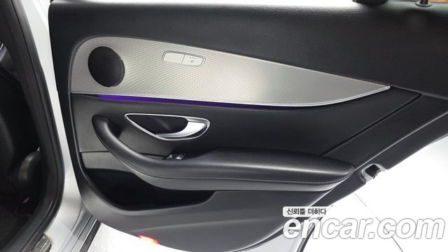 Mercedes-Benz E-Class (W213) E300 Avantgarde 2019 — фото 25