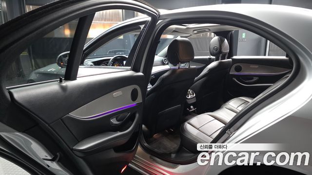 Mercedes-Benz E-Class (W213) E300 Avantgarde 2019 — фото 26